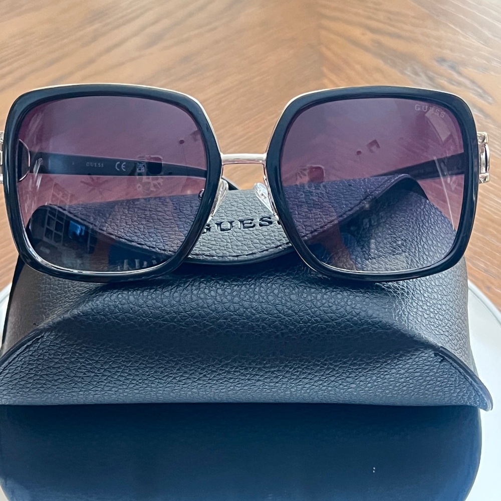 Guess Women's Black 
& Gold Square Sunglasses with Purple Gradient Lenses